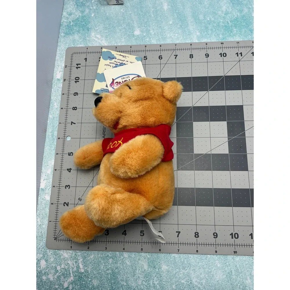 Disney Store Exclusive‎ Winnie the Pooh Plush Beanbag w/ Tags Small Stuffed Toy